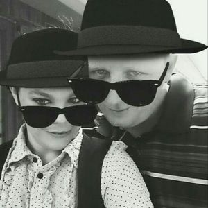 Meet your Posher, Fallon